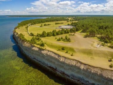 Küste der Insel Saaremaa in Estland