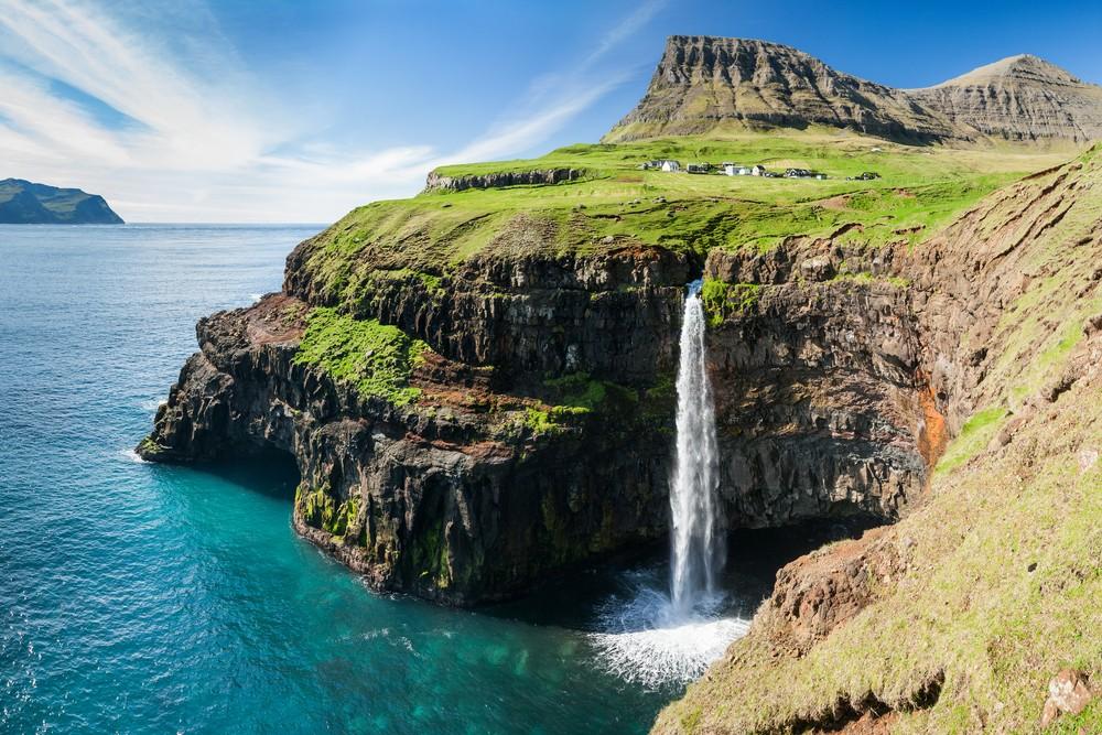 Färöer, Gasadalur Wasserfall