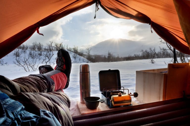 Winter camping – 10 tips for a great holiday