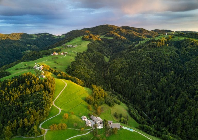 Slovenia: Diversity of forests, mountain landscapes and coastal life