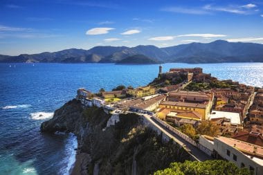 The Forte Focardo is located on the island of Elba, more precisely on the coast east of Capoliveri.