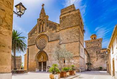 Kirche Sant Jaume in der Altstadt von Alcudia