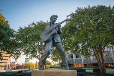 Elvis Presley Statue in Memphis