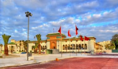 Justizpalast auf dem Mohammed V-Platz in Casablanca