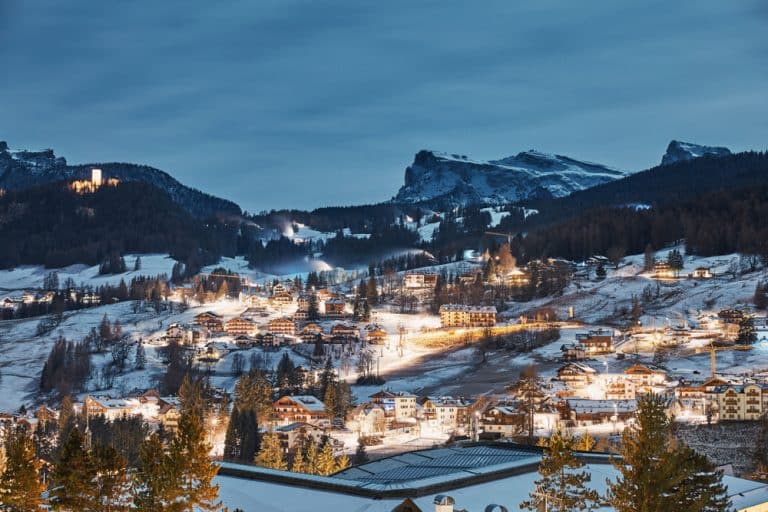 Cortina d’Ampezzo: winter sports resort with Olympic tradition