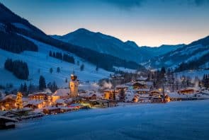 Saalbach bei Nacht