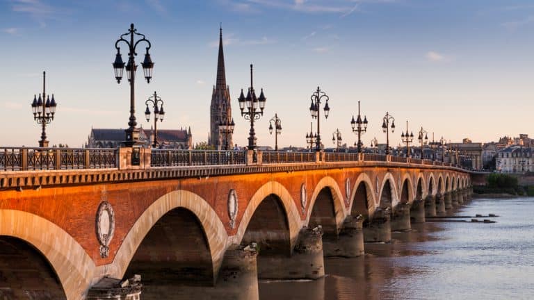 Bordeaux – Culture and Cuisine in Western France