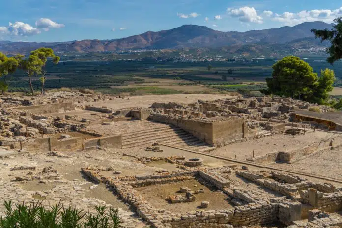 Ruinen des Minoischen Palastes und Dorfes von Phaistos
