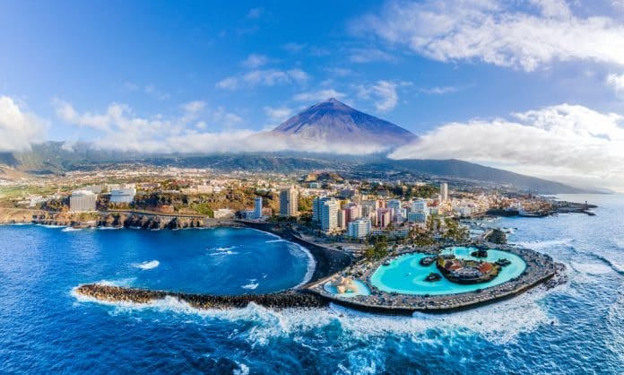 Blick auf Puerto de la Cruz in Teneriffa
