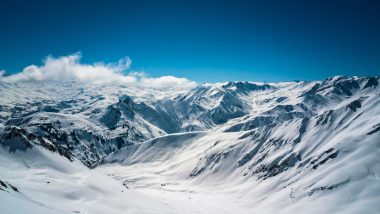 Blick auf die französischen Alpen im Winter