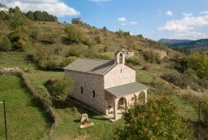 Kleine Kirche in Voskopja, Albanien