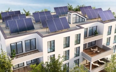 Solarzellen auf Dach