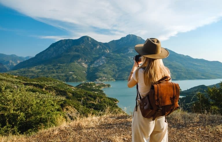 Mit welchen Kameras kann man im Urlaub gut fotografieren?