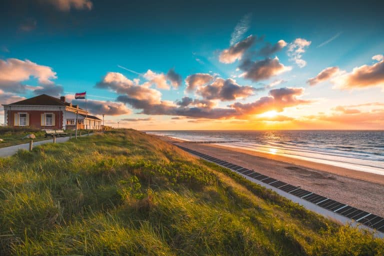 Domburg in Zeeland hat eine lange Geschichte als Badeort