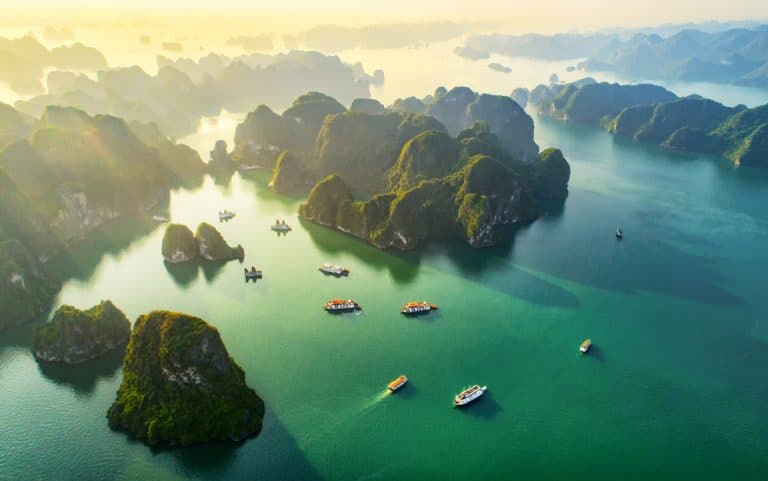 Halong-Bucht – UNESCO-Weltnaturerbe mit schwimmenden Häusern