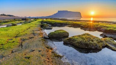 Sonnenaufgang bei Jeju Do Seongsan Ilchulbong