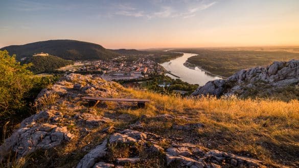 Blick auf Hainburg an der Donau