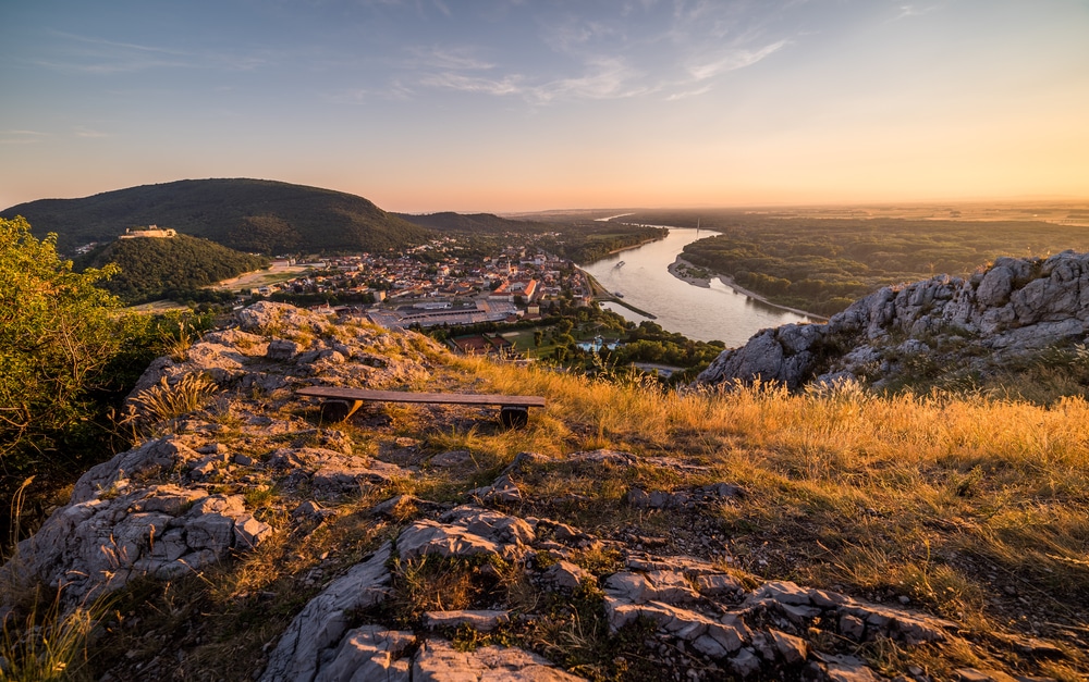 Blick auf Hainburg an der Donau