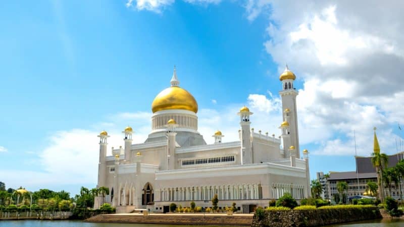 Sultan-Omar-Ali-Saifuddin-Moschee in Brunei