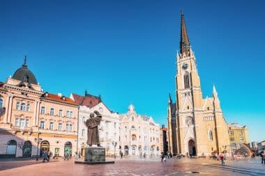 Stadtplatz von Novi Sad in Serbien