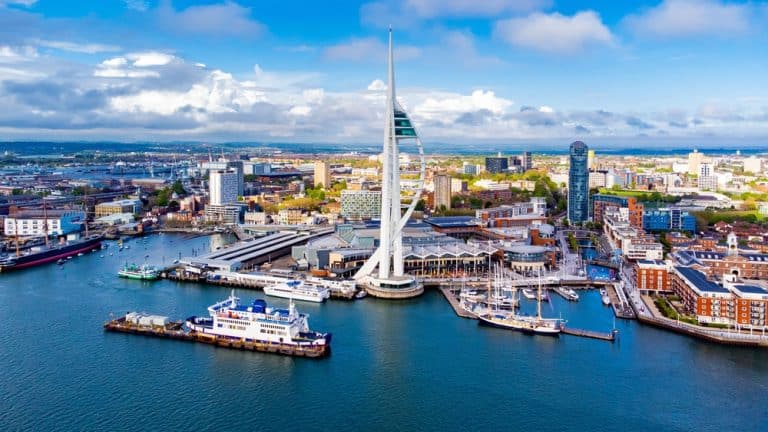 Portsmouth – Englands maritime Hafenstadt mit Geschichte und modernem Flair
