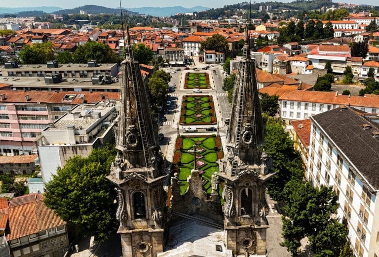 Guimarães – Portugals Wiege zwischen Burg und mittelalterlichen Gassen